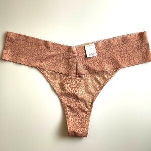 LACE THONGS PLUS SIZE